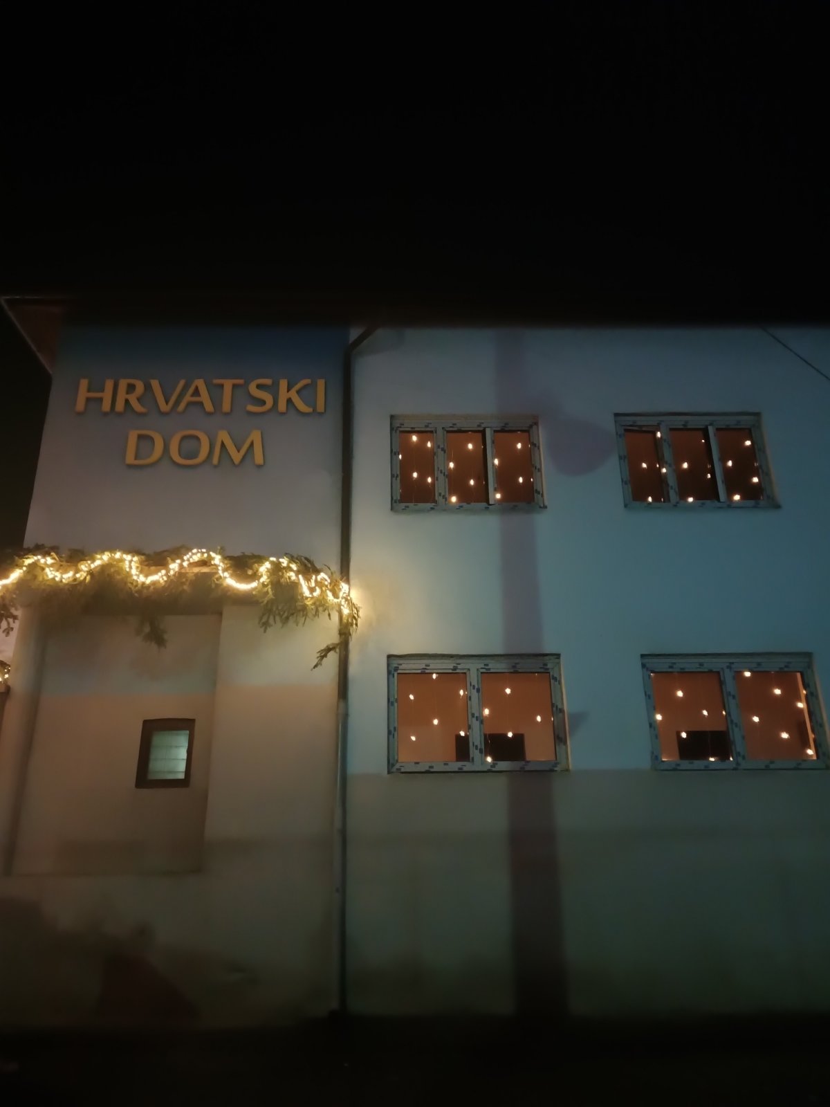 hrvatski_dom_zavidovici2